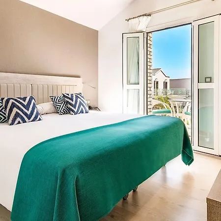 Livvo Calderones - Adults Recommended מלון