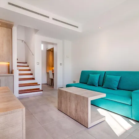 Livvo Calderones - Adults Recommended מספאלומס