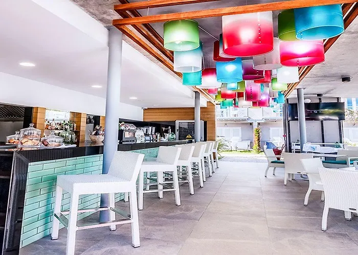 Hotel Livvo Calderones - Adults Recommended