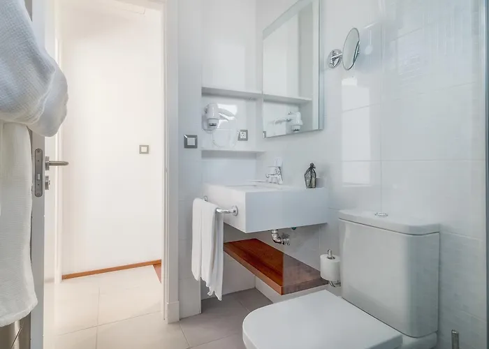 Livvo Calderones - Adults Recommended 4*