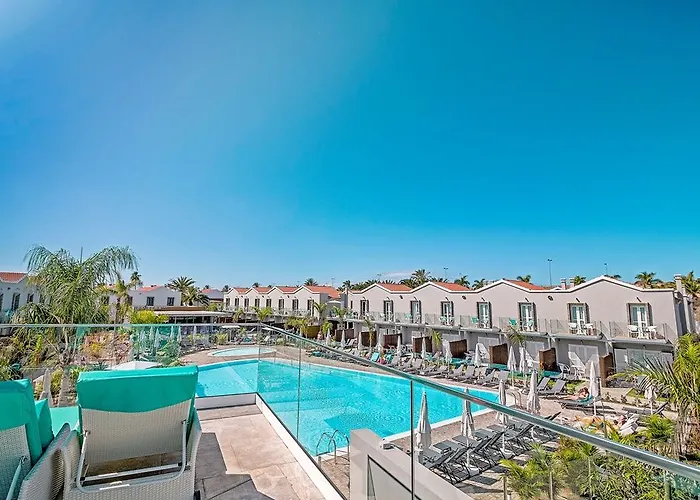 Livvo Calderones - Adults Recommended 4*